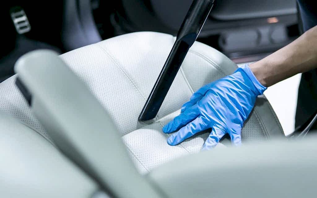 Как часто делать полную химчистку автомобиля